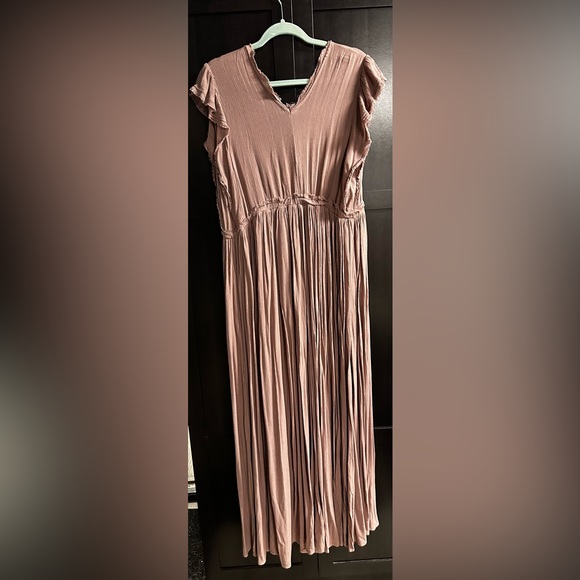 NWT Easel mauve dress size small - Picture 2 of 9